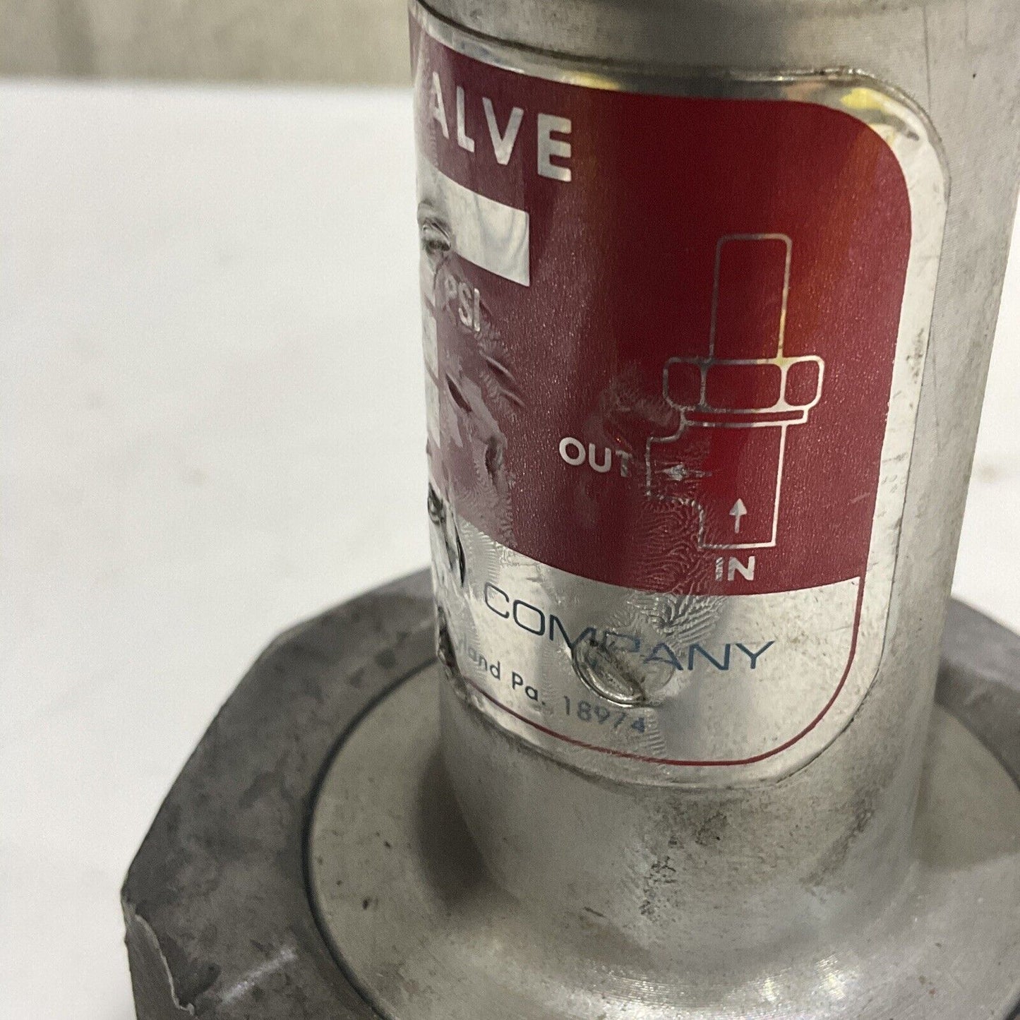MILTON ROY VS0833 SAFETY VALVE 100 PSI H2S04 1/2” 373