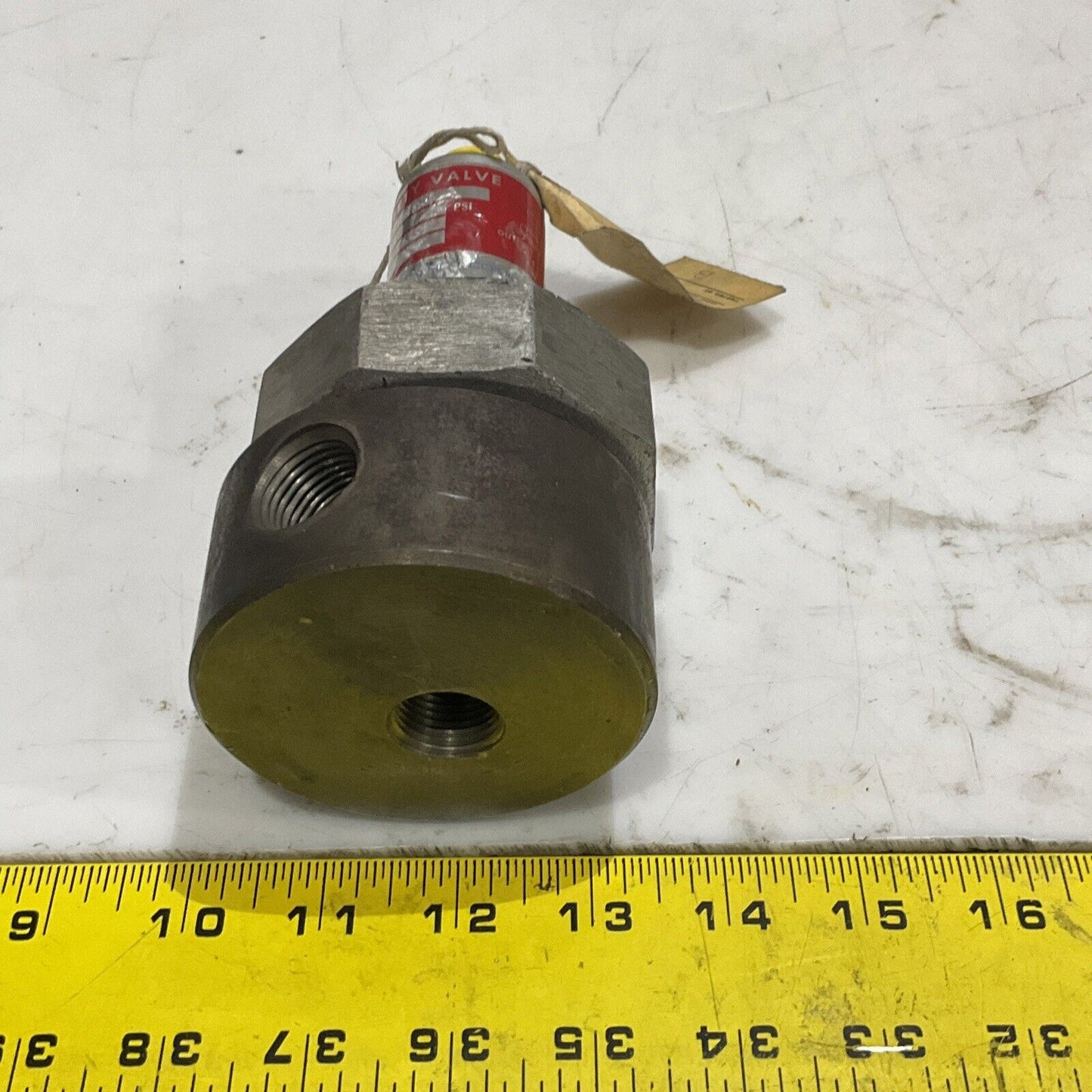 MILTON ROY VS0833 SAFETY VALVE 100 PSI H2S04 1/2” 373