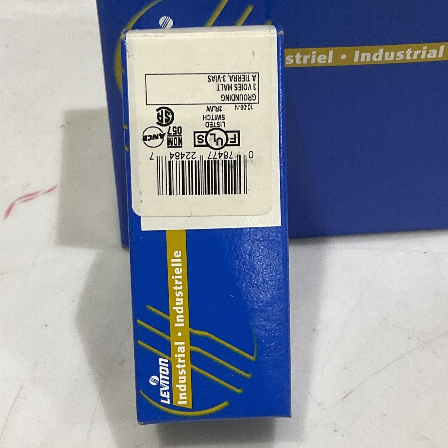 LEVITON 1203-2 1203-1 TOGGLE SWITCH GROUNDING 3-WAY 15A 120/277V LOT OF 10 373