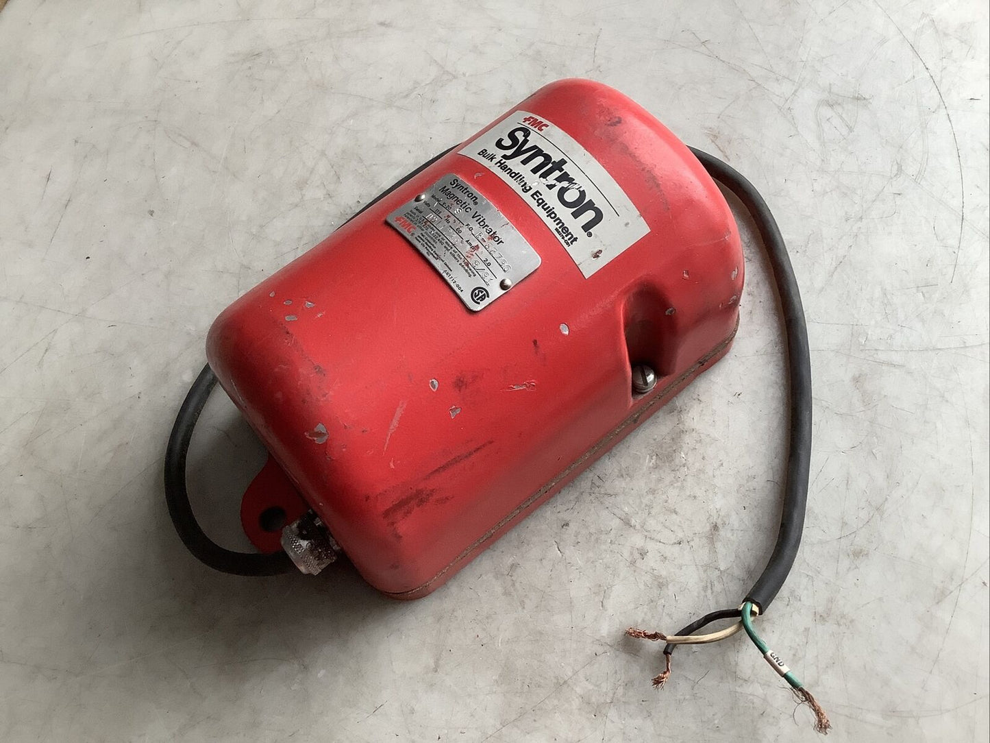 FMC V-20 SYNTRON MAGNETIC VIBRATOR 2A 115V 373