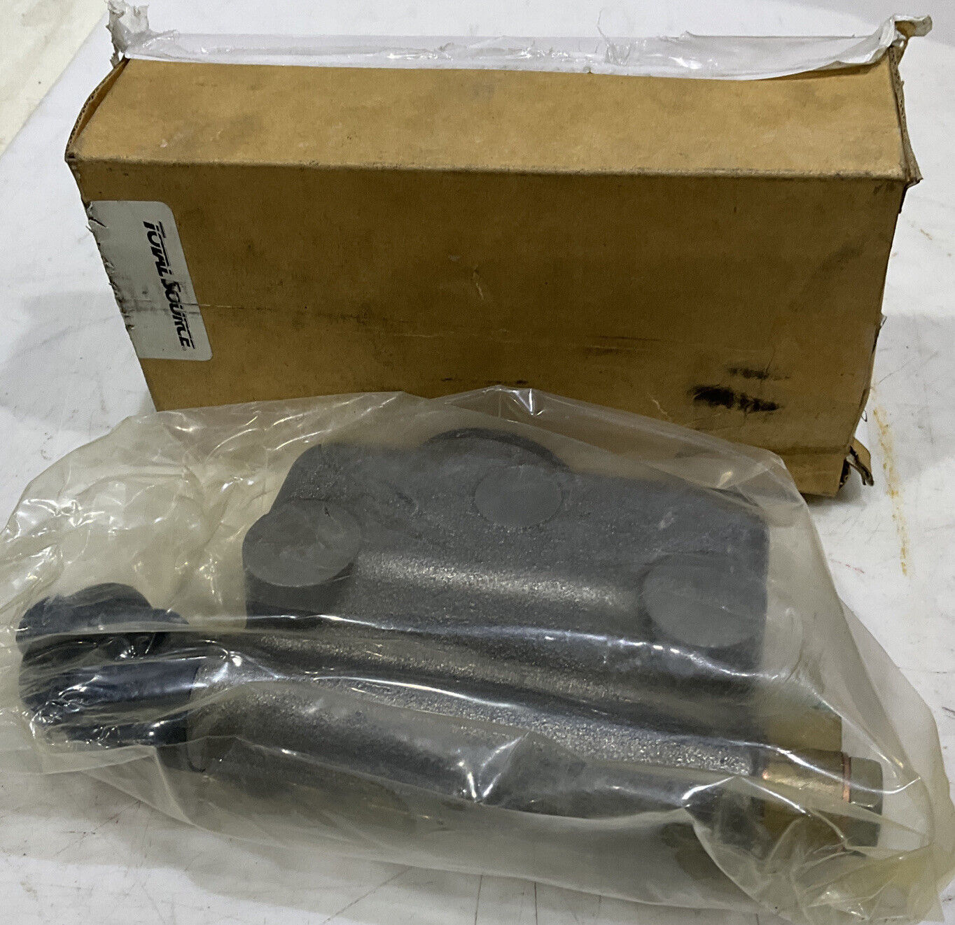 NAPA 1315058 MASTER CYLINDER 881