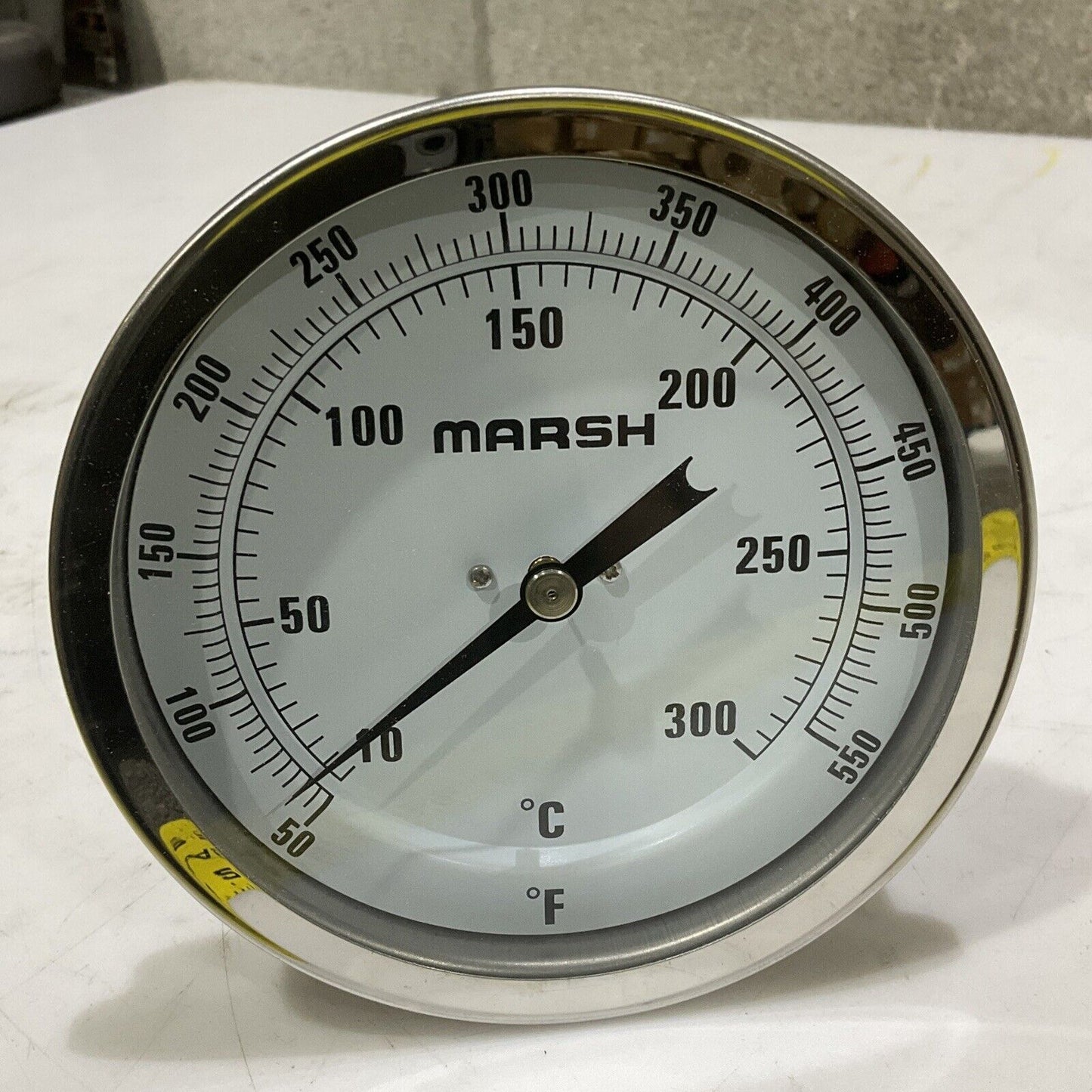 MARSH L53808 ADJUSTABLE DIAL THERMOMETER 1/2” NPT 24” 50-550F 373