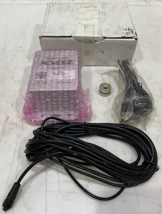 FAMALITE ADVEEZ ADM-F-370-0W TRACKING SYSTEM 881