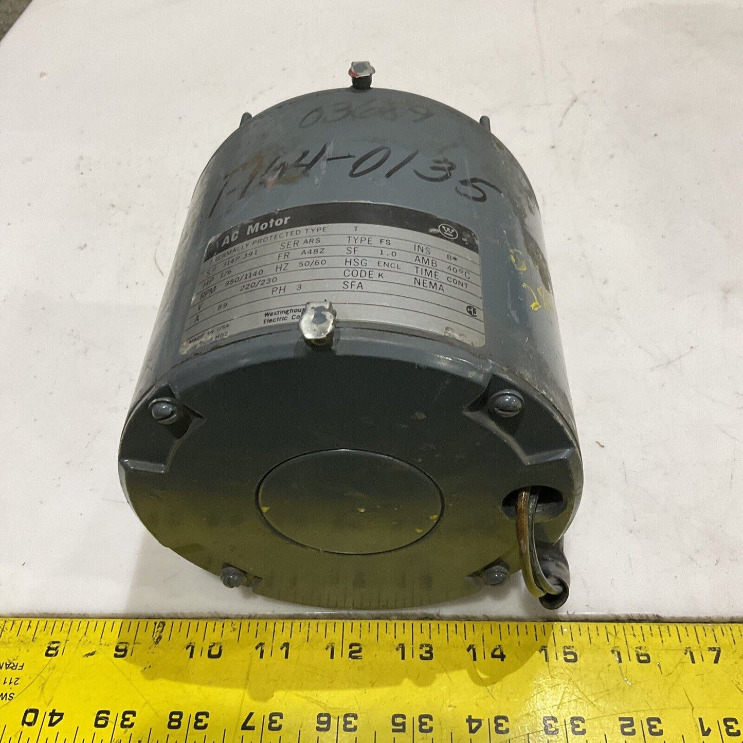 WESTINGHOUSE 1322C65H01 ELECTRIC MOTOR 1/6HP 1140 RPM 230V 373