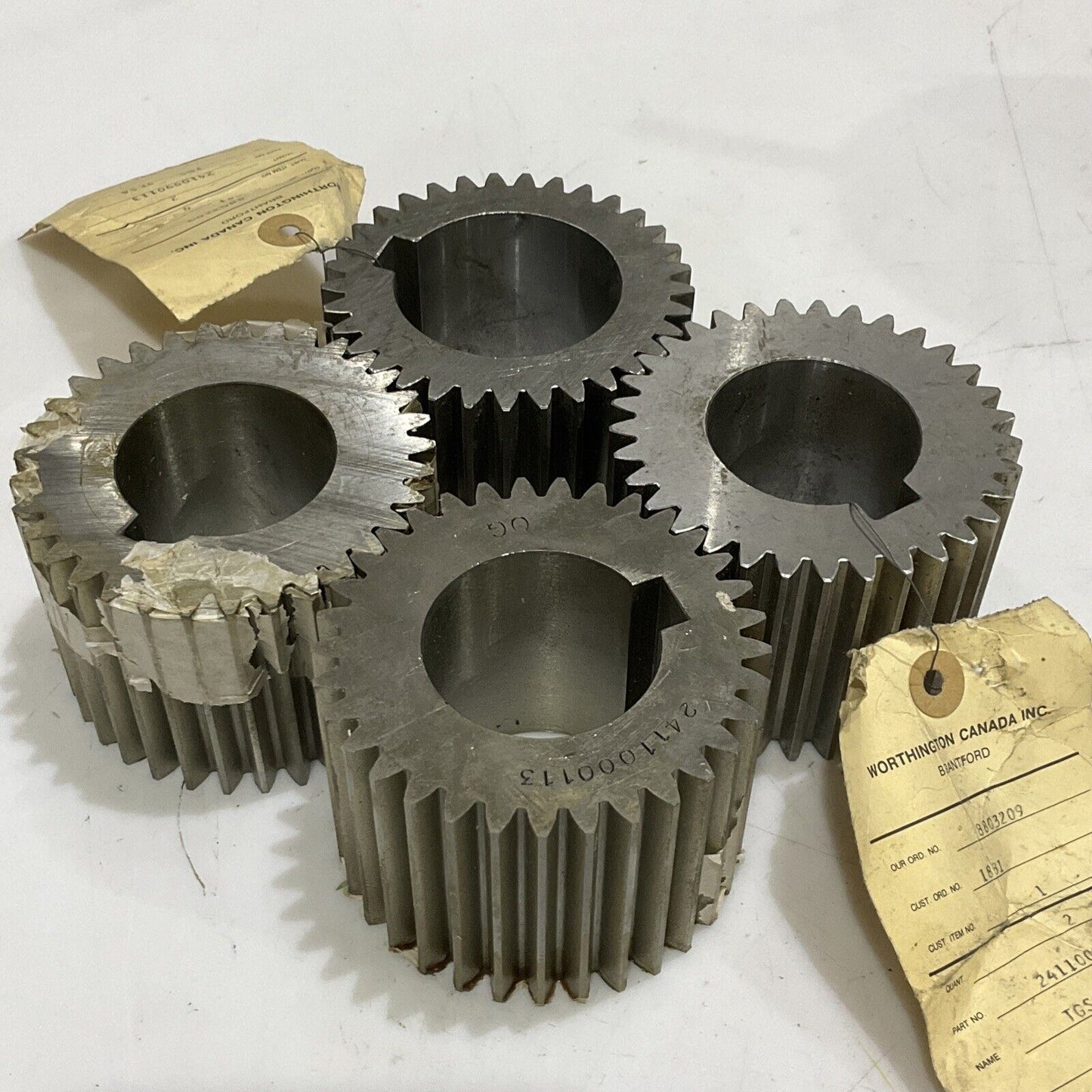 WORTHINGTON 2410990113 GEAR TIMING SET LOT OF 4 373