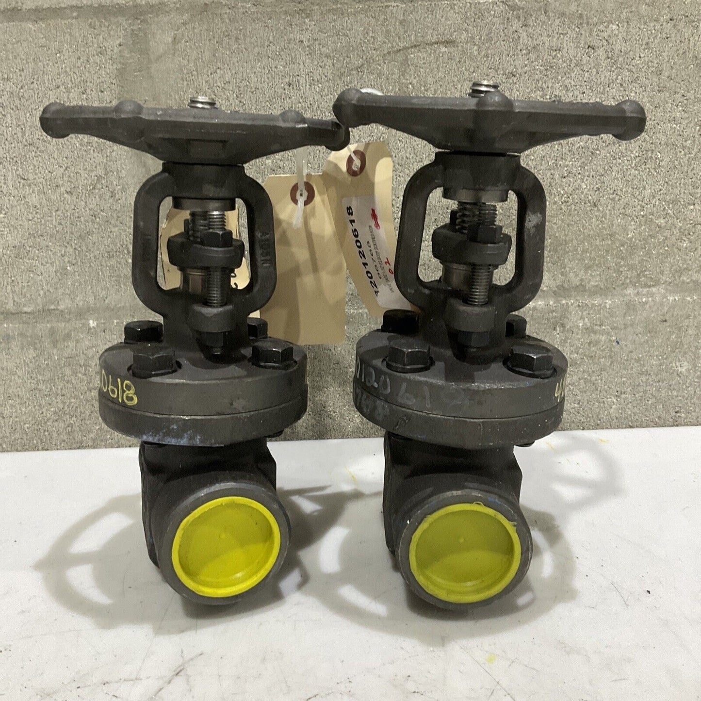 VOGT  AAB87N0000Y SW1211 GATE VALVE 1975 PSI 1-1/2” 800 100F LOT OF 2 373