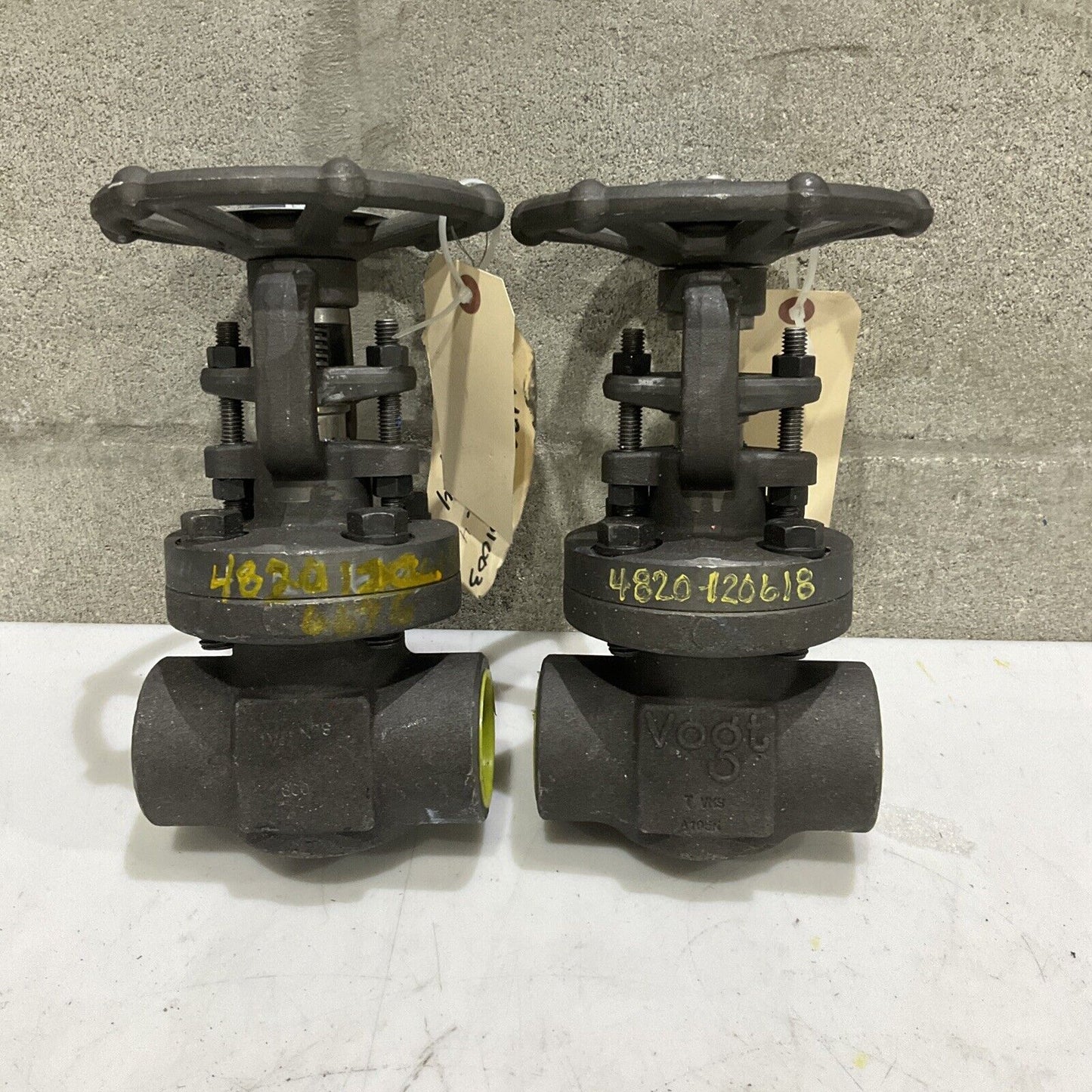 VOGT  AAB87N0000Y SW1211 GATE VALVE 1975 PSI 1-1/2” 800 100F LOT OF 2 373