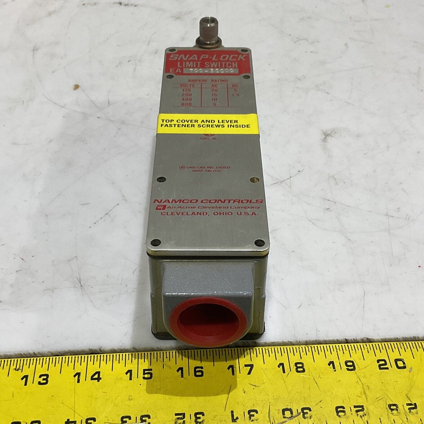 NAMCO EA700-30000 SNAP-LOCK LIMIT SWITCH 373