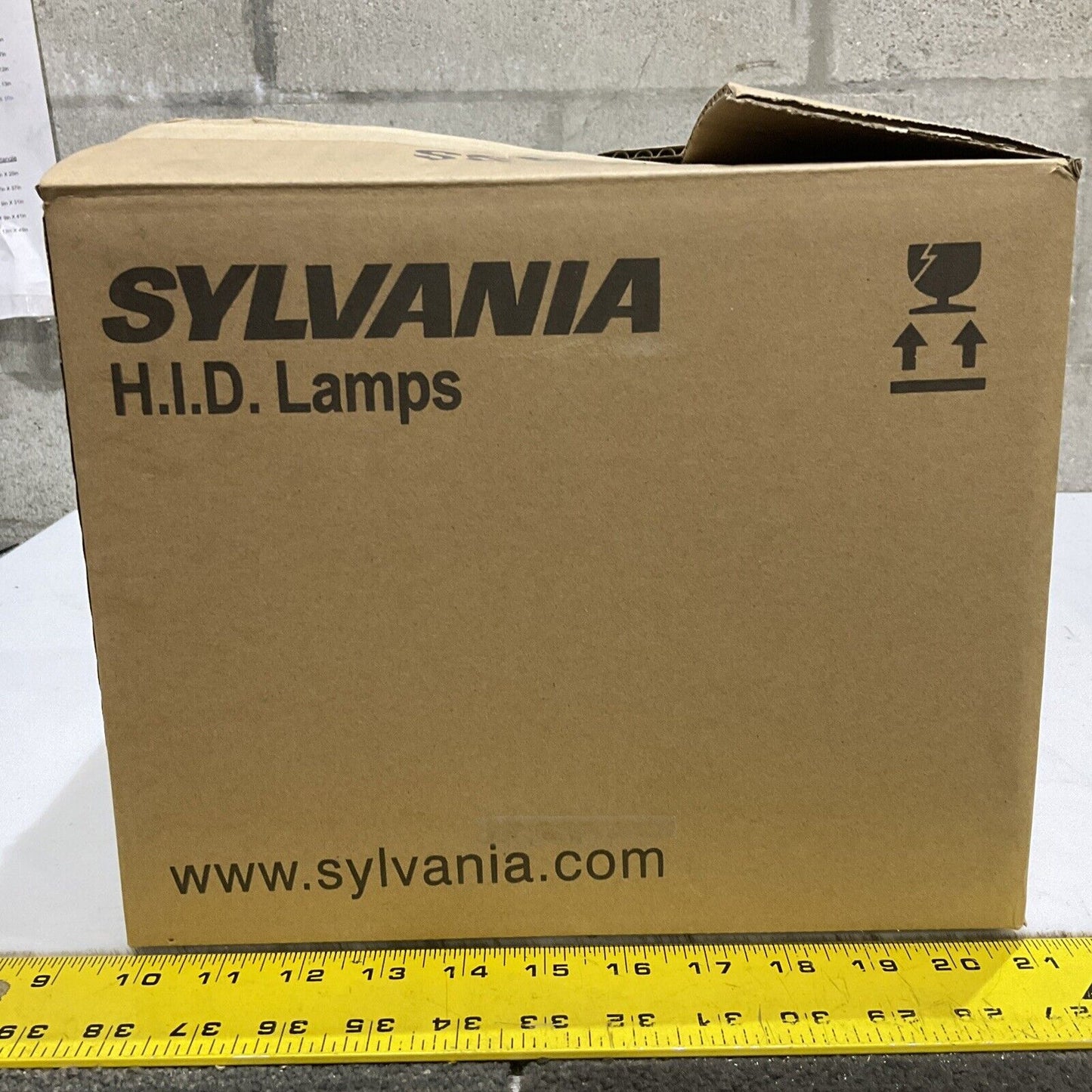 SYLVANIA ED28 H37KC-250/DX MERCURY VAPOR LAMP LOT OF 6 373