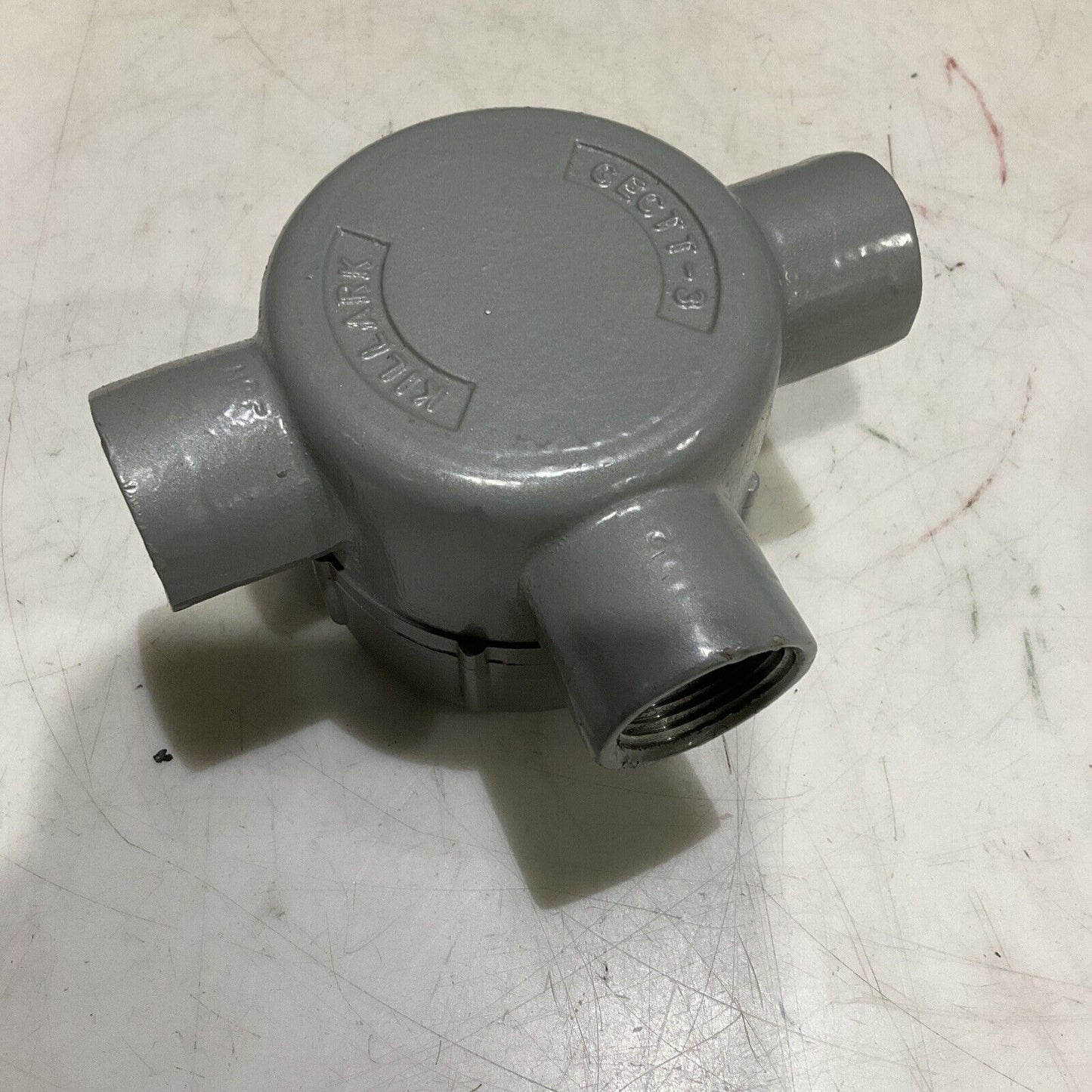 KILLARK GECTT-3 CONDUIT OUTLET BODY ALUMINUM 1” 373