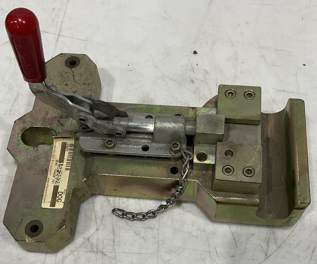 DELTA AIRCRAFT TUGGER 757 15F2028 TOWBAR HEAD 881