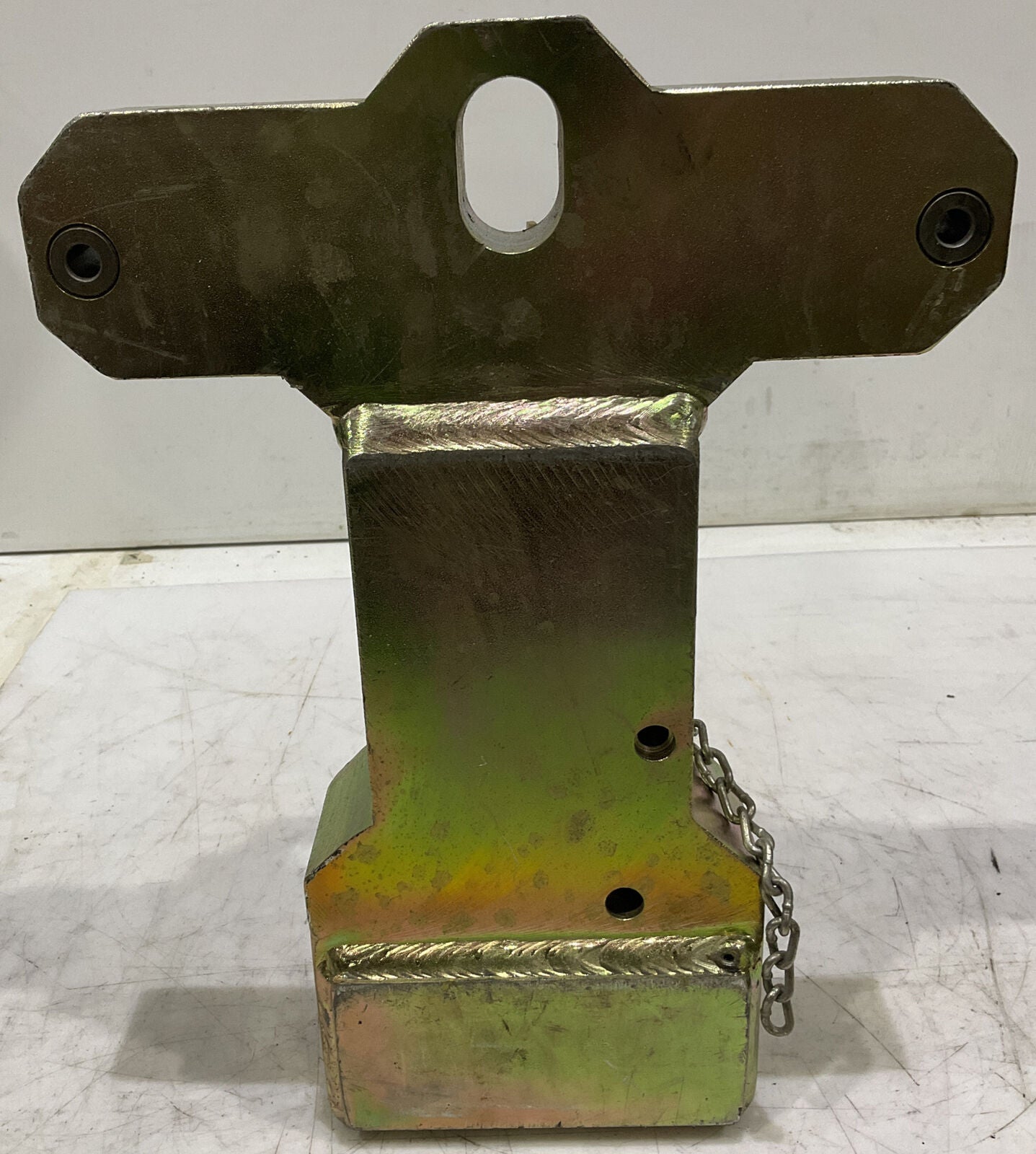 DELTA AIRCRAFT TUGGER 757 15F2028 TOWBAR HEAD 881
