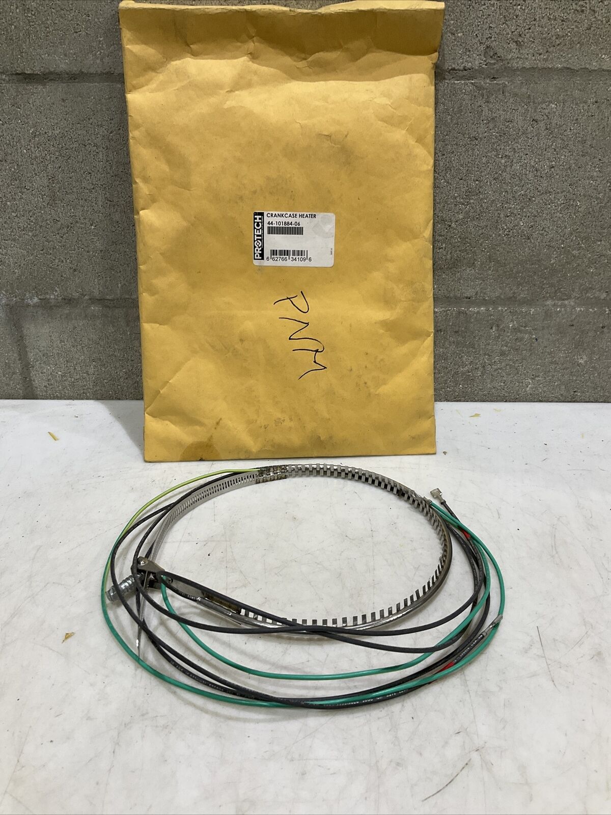 RHEEM RUUD PROTECH 44-101884-06 CRANKCASE HEATER 373