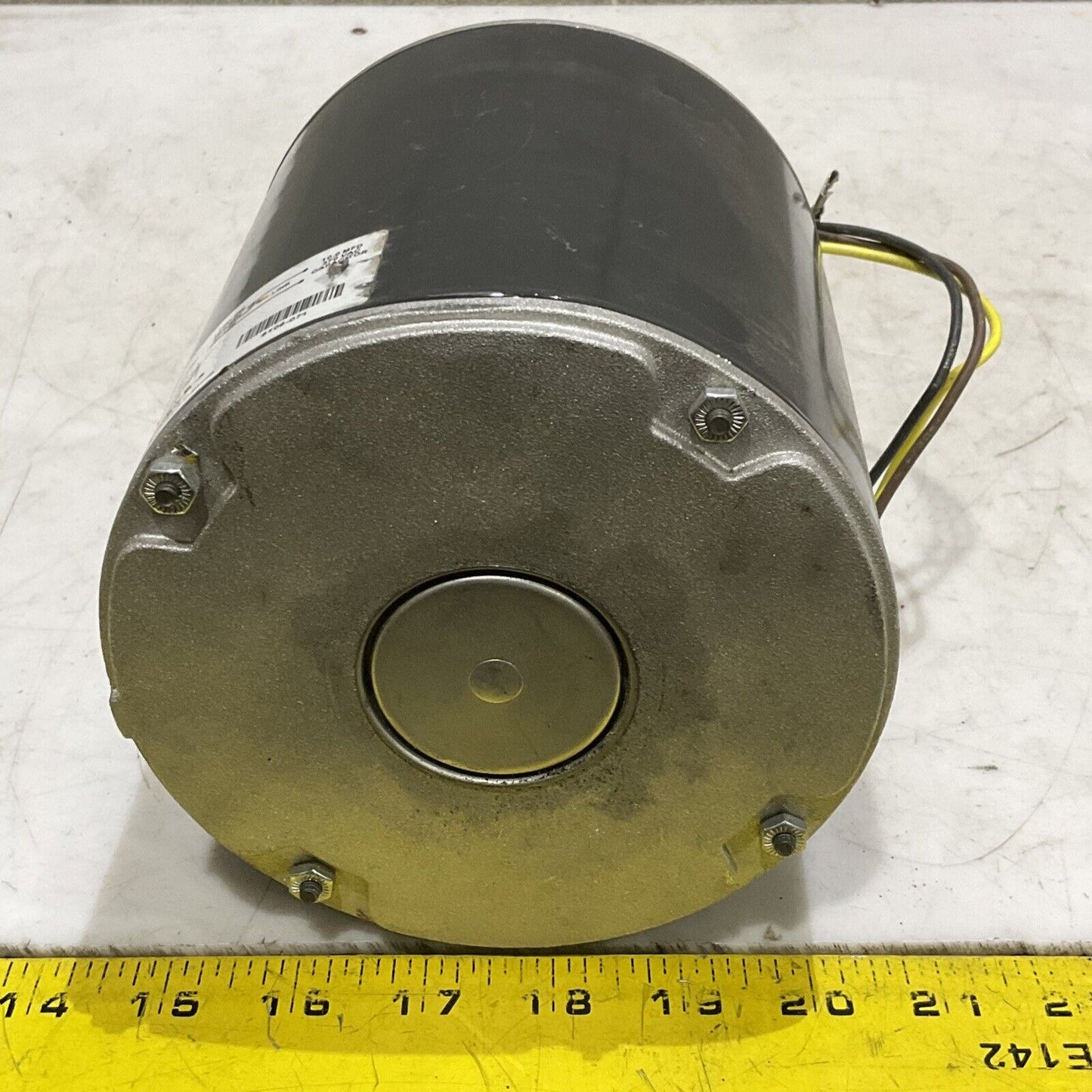 BARD K55HXR PE-2968 8106-071 AC MOTOR 460/400V 60/50HZ 1075/900RPM 1PH 2A 373