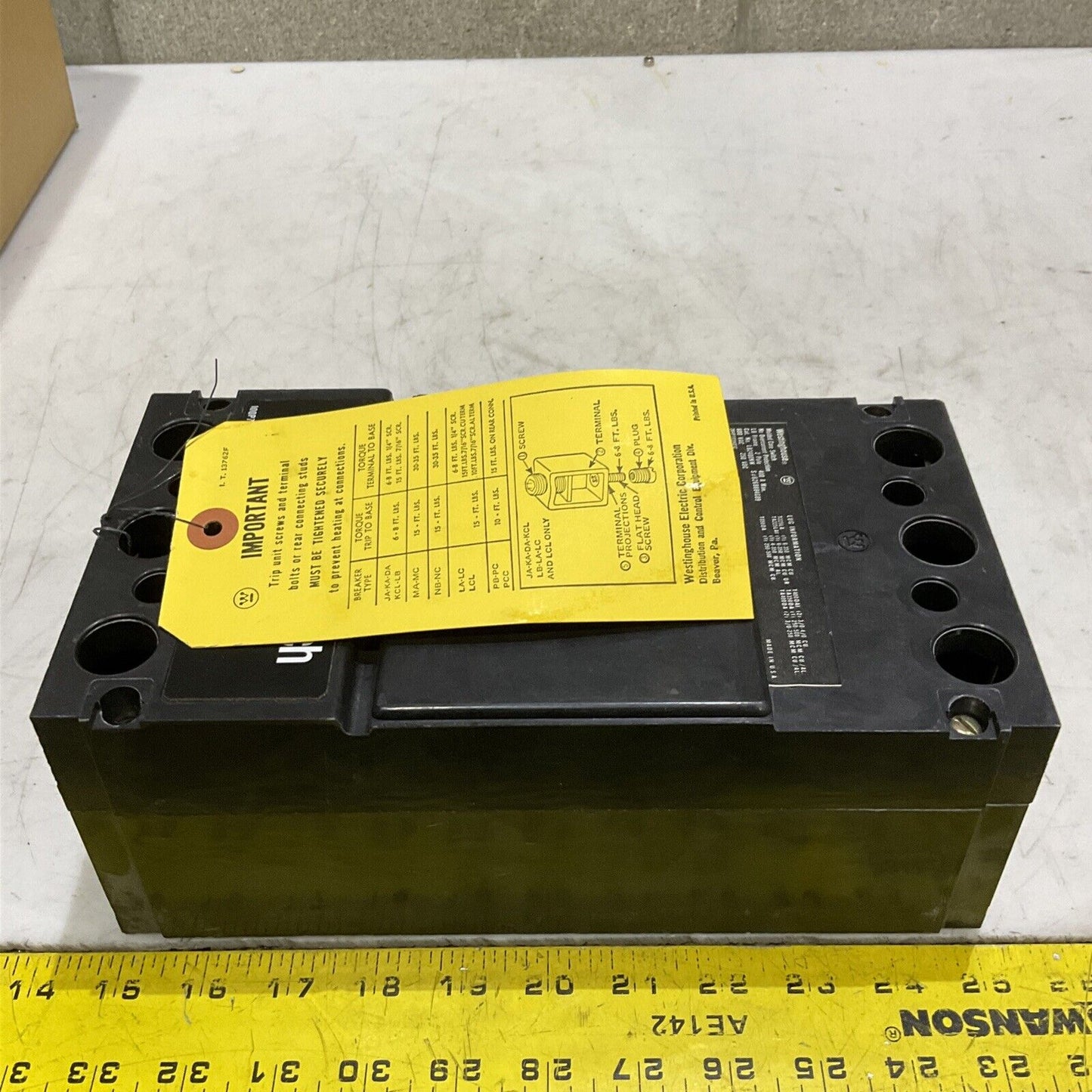 WESTINGHOUSE LB2400NW MOLDED CASE SWITCH 400A 600V 2P  373