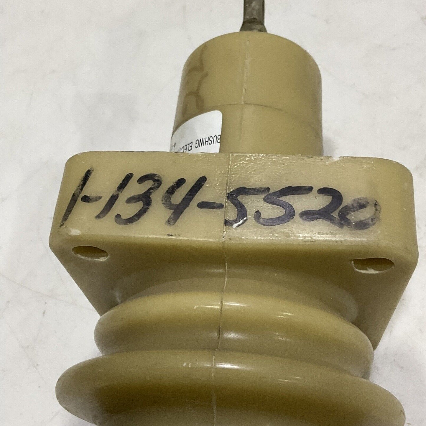 ROSEMOUNT ANALYTICAL 4209D48G01 HV BUSHING WESTINGHOUSE 480V LOAD CENTER 373