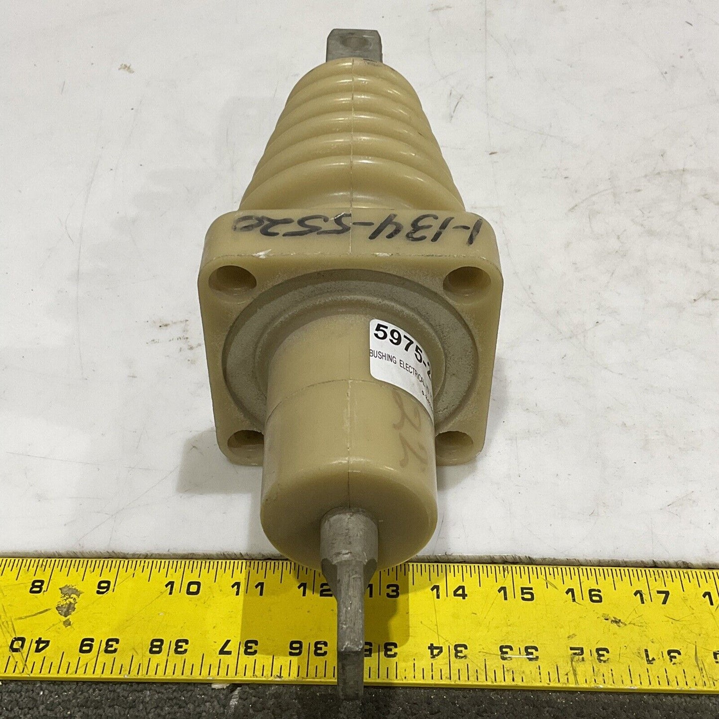 ROSEMOUNT ANALYTICAL 4209D48G01 HV BUSHING WESTINGHOUSE 480V LOAD CENTER 373