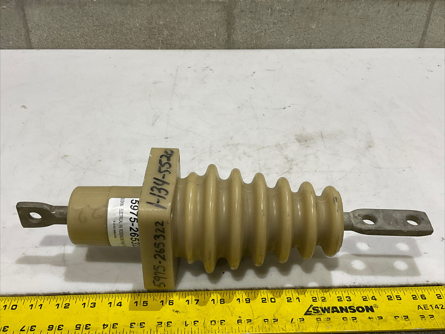 ROSEMOUNT ANALYTICAL 4209D48G01 HV BUSHING WESTINGHOUSE 480V LOAD CENTER 373