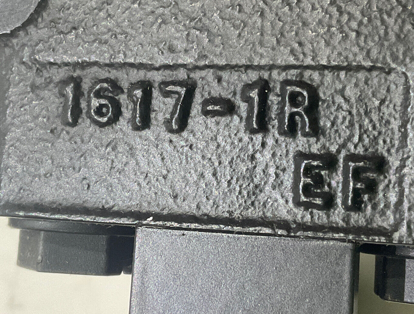 QCC SAUER DANFOSS 153E3587 156B2457 DIRECTIONAL CONTROL VALVE 881