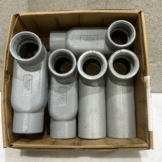 HUBBELL KILLARK LB57 CONDUIT OUTLET BODY 1-1/2” LOT OF 5 373