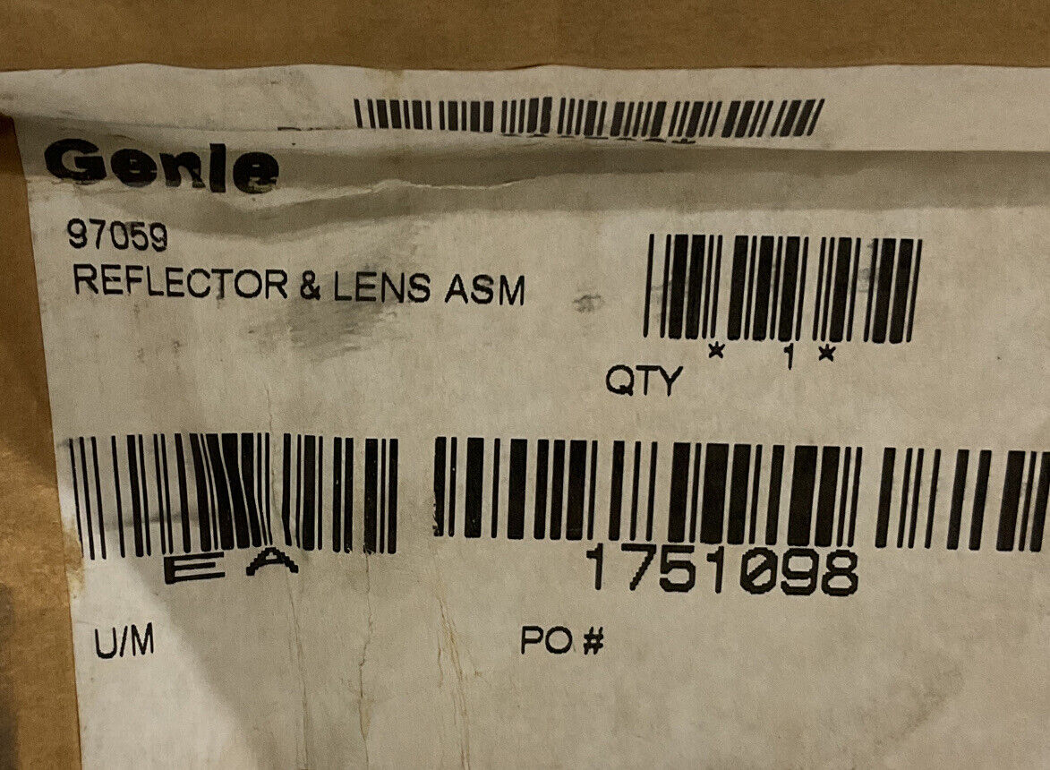 GENIE 97059 REFLECTOR AND LENS ASM 881
