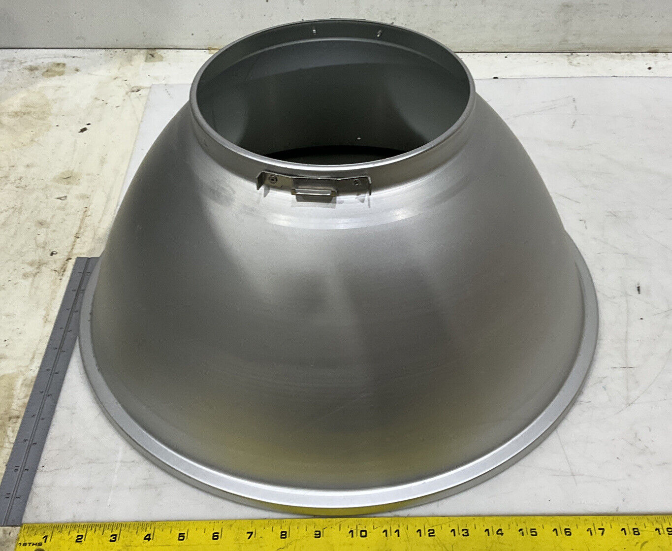 GENIE 97059 REFLECTOR AND LENS ASM 881
