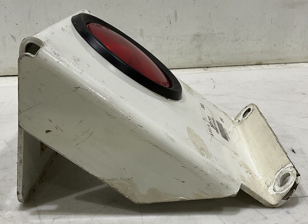 DELTA T67017101 STOPLIGHT BRACKET 881