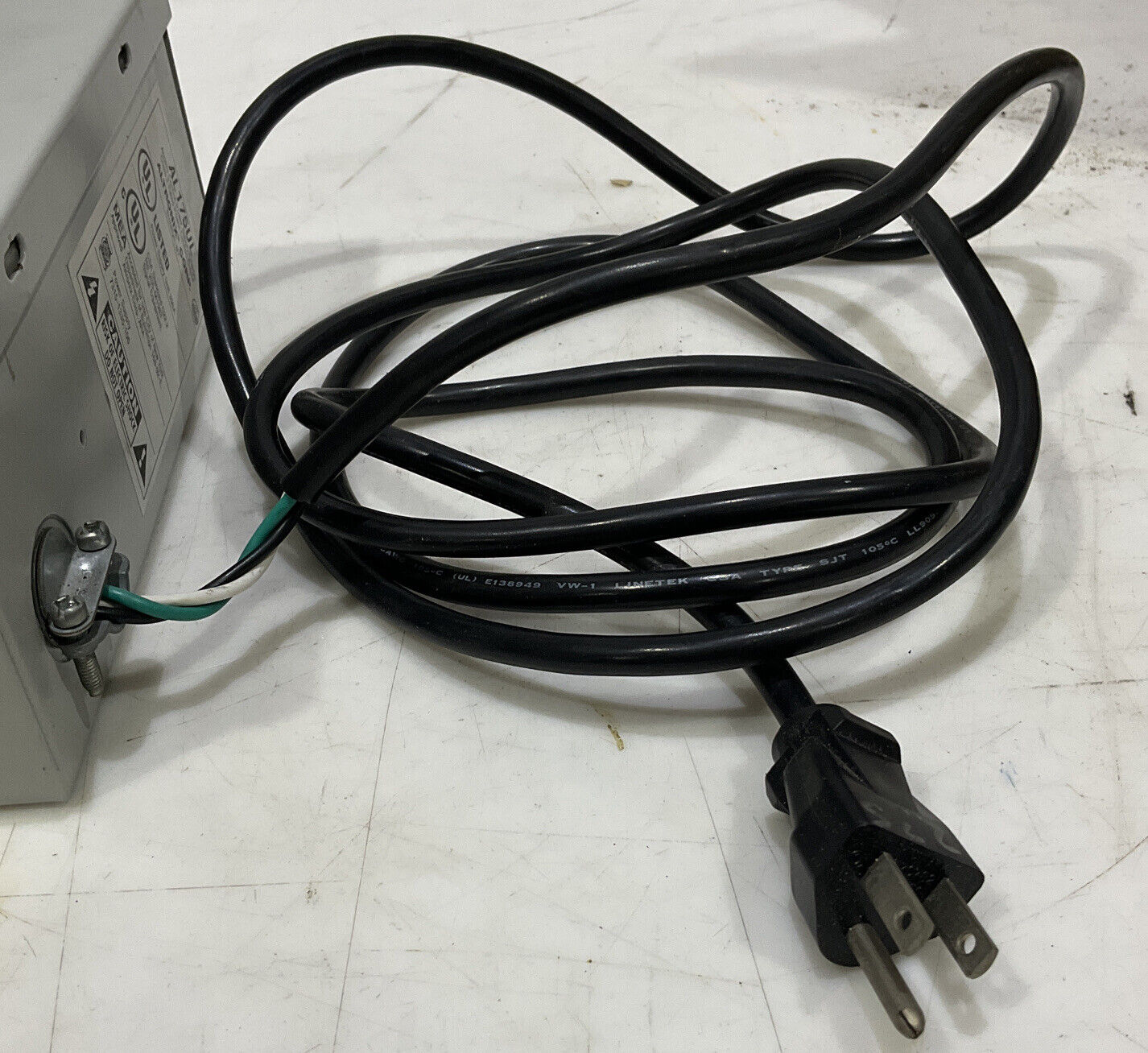 ALPHA OMEGA ALTRONIX AL175UL ACCESS CONTROL POWER SUPPLY/CHARGER 881