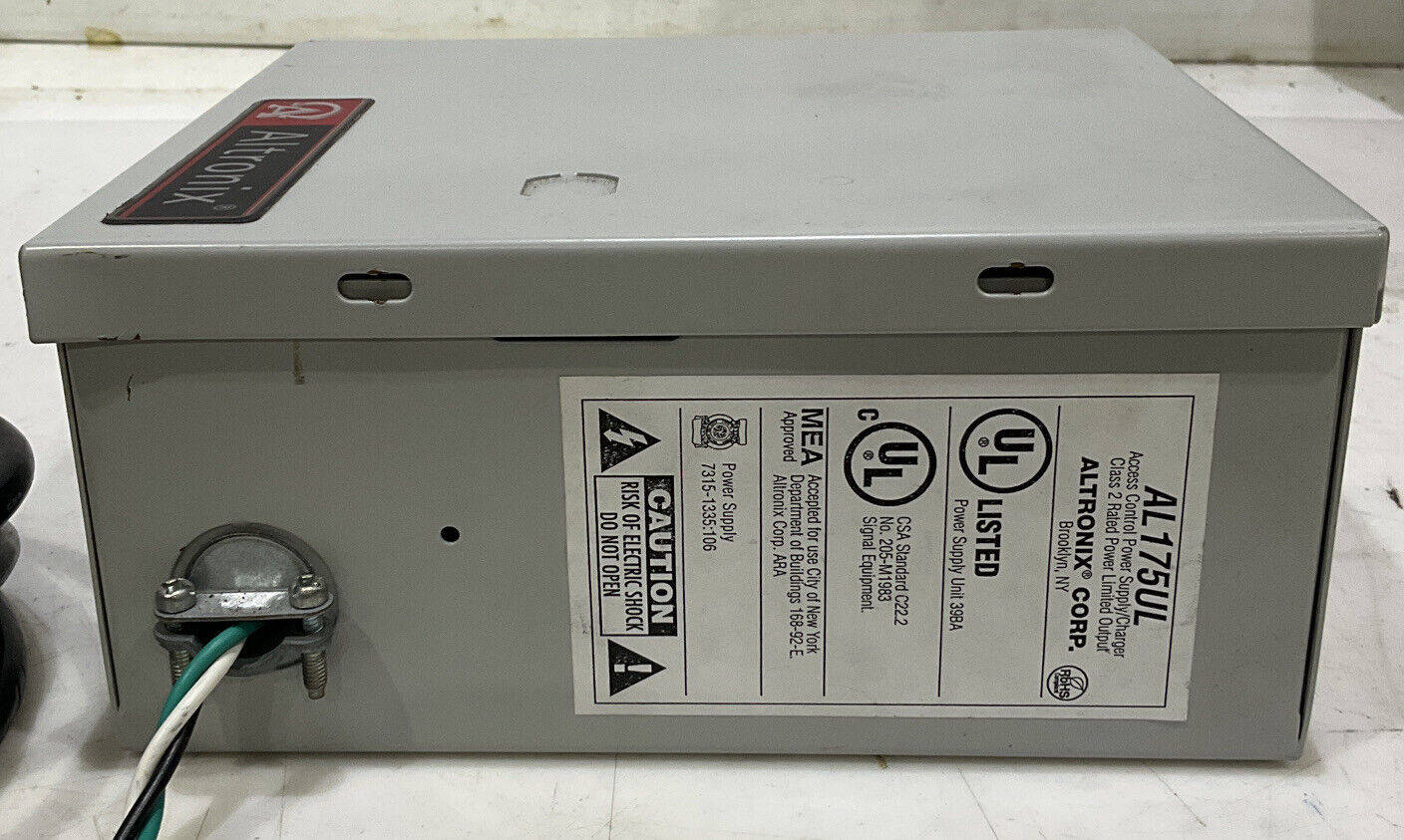 ALPHA OMEGA ALTRONIX AL175UL ACCESS CONTROL POWER SUPPLY/CHARGER 881