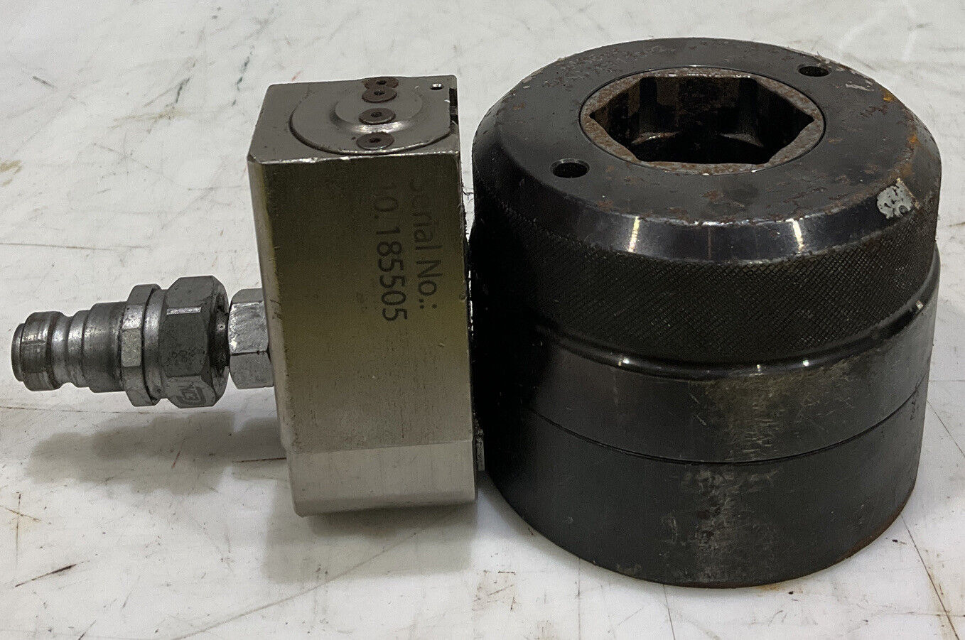 ITH BOLTING M36X4 1BSD101165P2 TENSIONING CYLINDER 881
