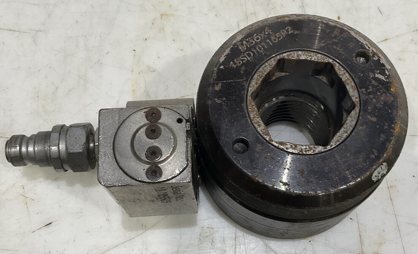 ITH BOLTING M36X4 1BSD101165P2 TENSIONING CYLINDER 881