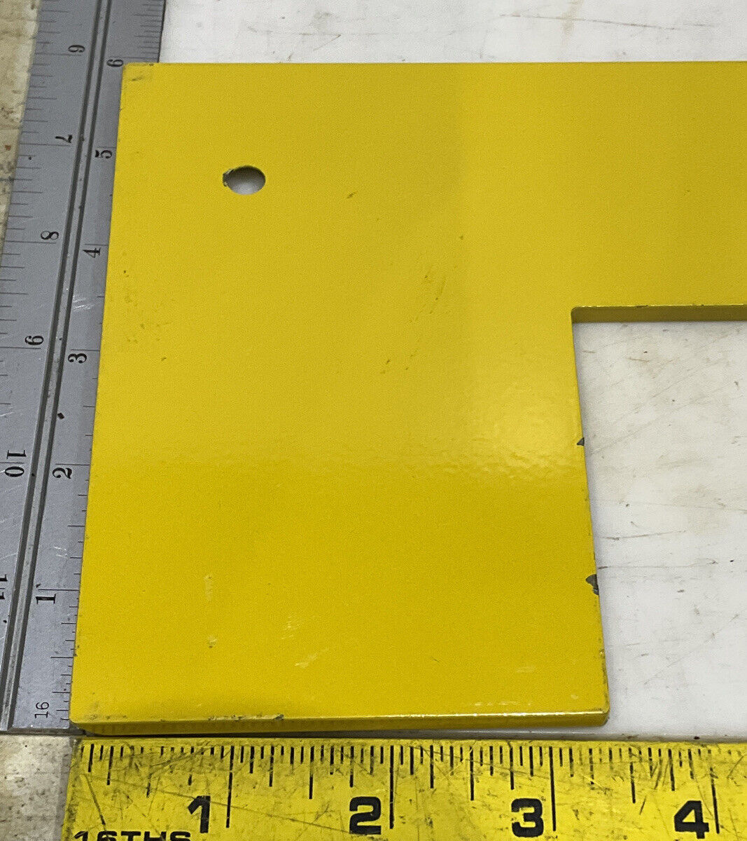 SAGE TUG 66011511 RIGHT HAND FRONT ROLLER FINGER GUARD BL660 MH 881