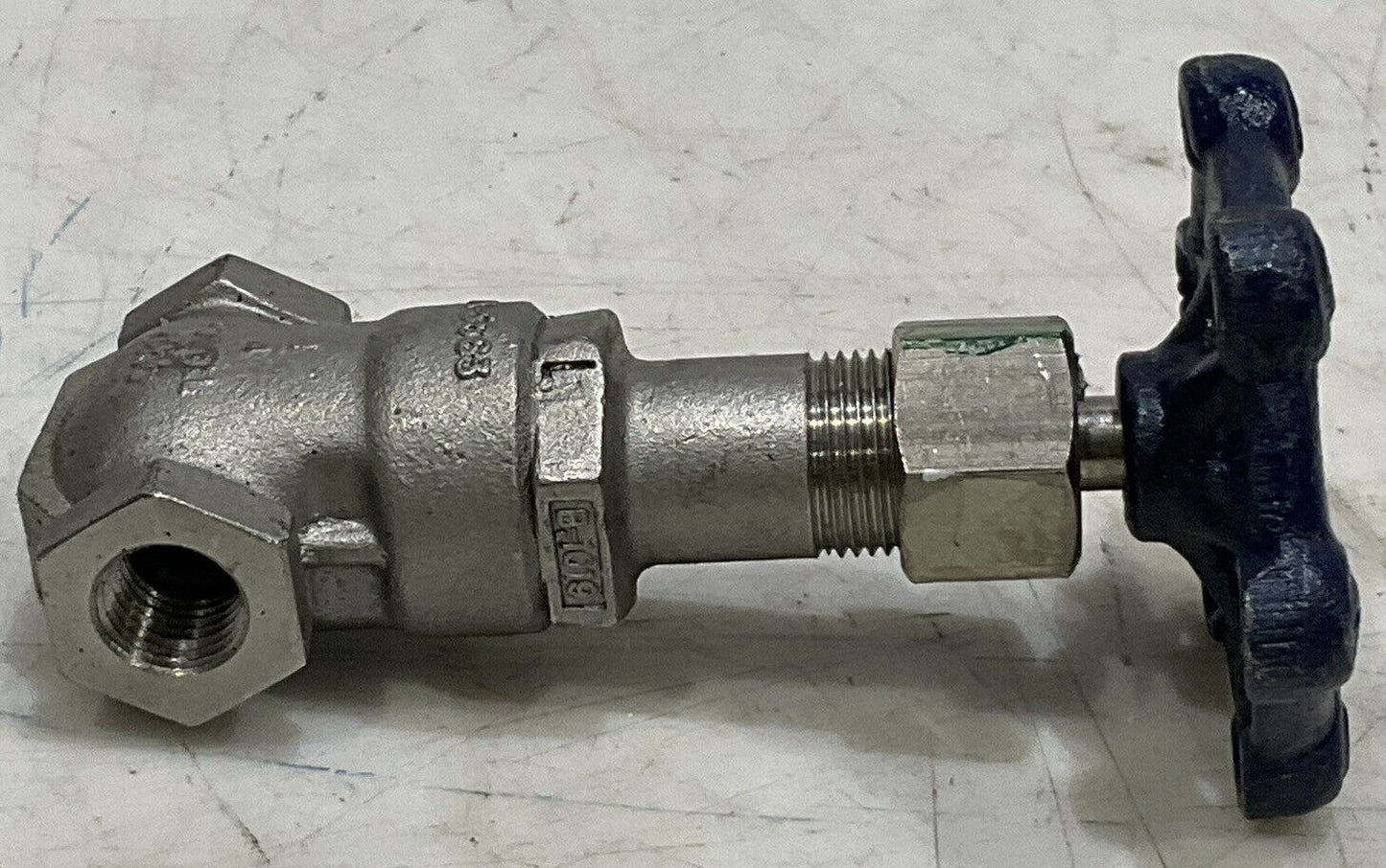 POWELL 1832 B16.34 CL200 THREADED GATE VALVE 373