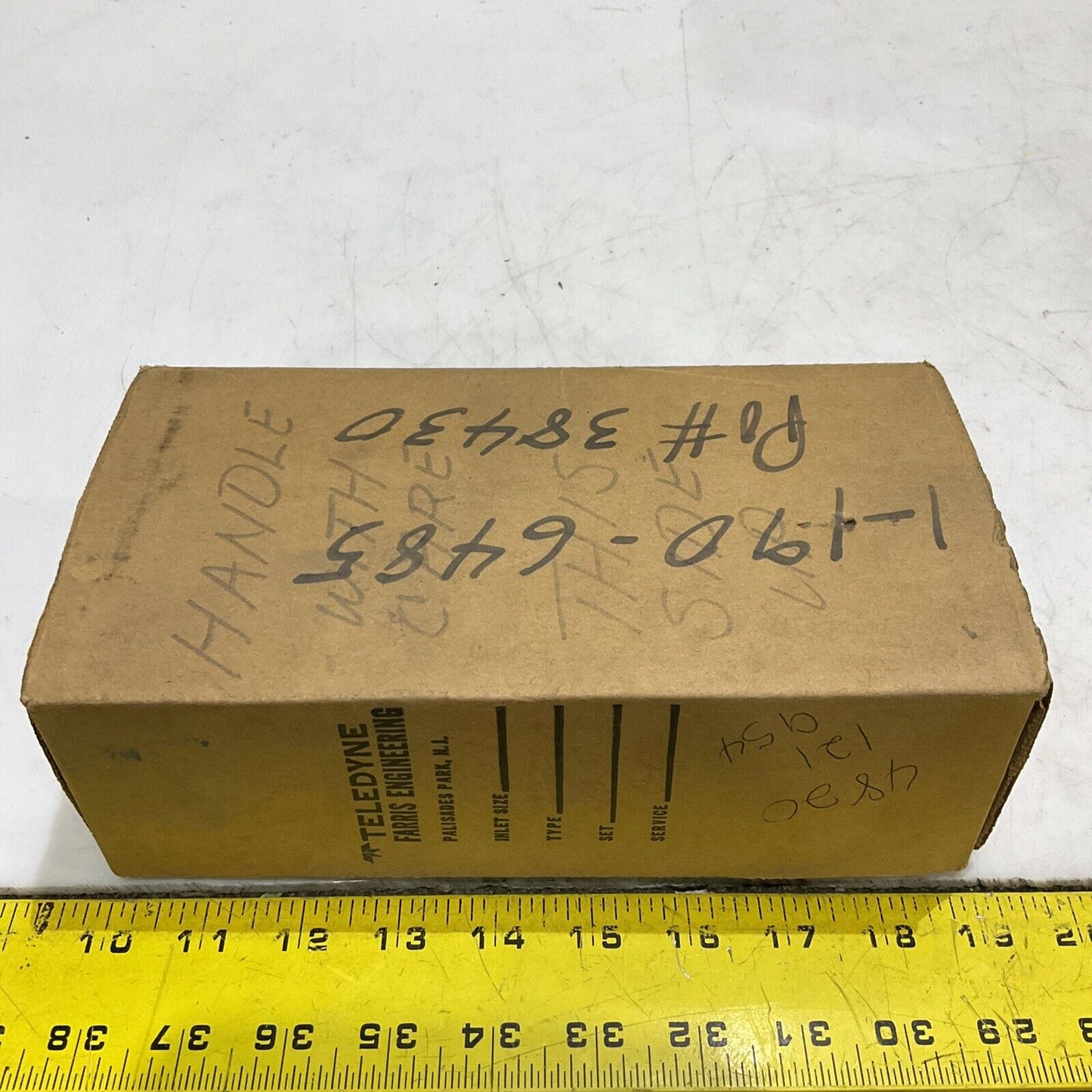 TELEDYNE FARRIS ENGINEERING 1850H VALVE 400 PSIG 1X11/2 1300 373