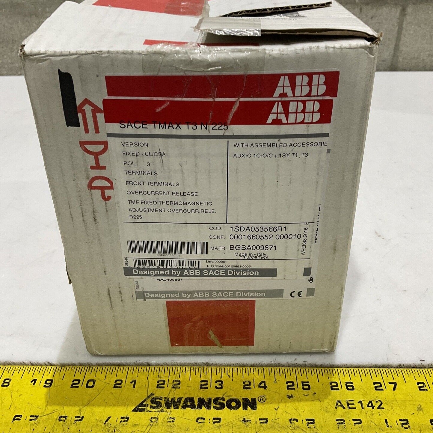 ABB SACE T3N 225 T3N225TWA CIRCUIT BREAKER WITH AUXILIARY SWITCH 3P 225A U3S