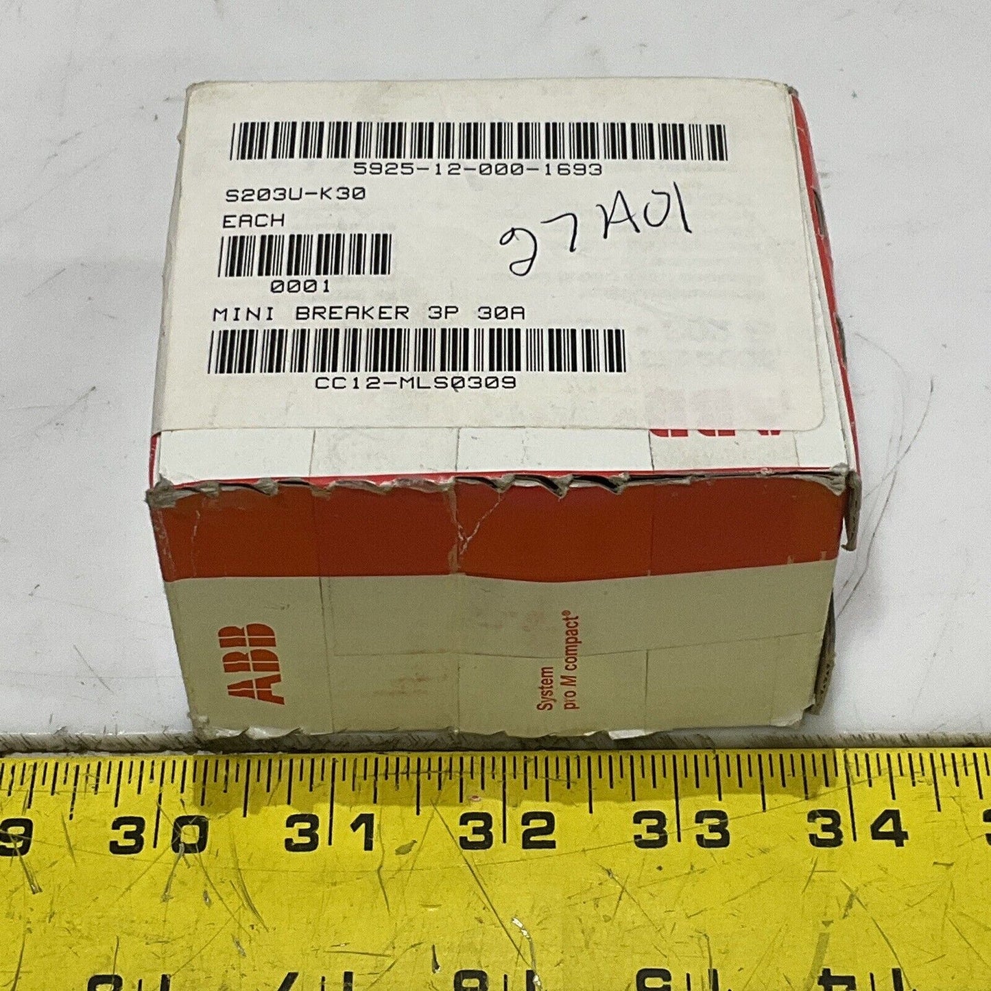 ABB S203U-K30 MINI CIRCUIT BREAKER 3P 30A U3S