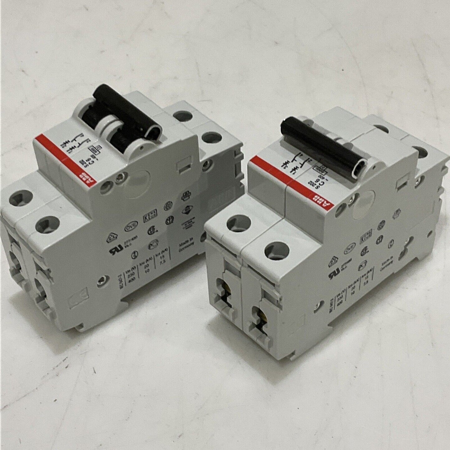 ABB S202-C6 CIRCUIT BREAKER 2-POLE 6-A LOT OF 2 U3S