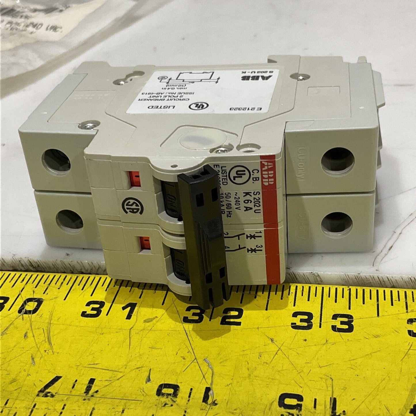 ABB S202U-K6 CIRCUIT BREAKER 2P 240VAC 6A UL489 TRIP CURVE K U3S