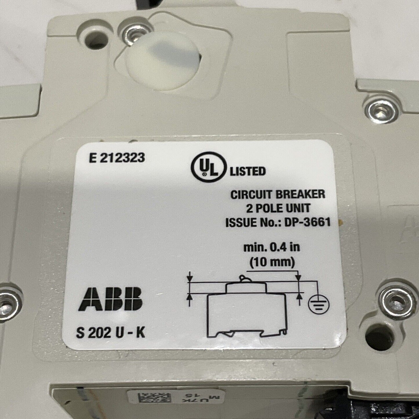 ABB S202U-K S 202 U K 15 A CIRCUIT BREAKER 240V 50/60HZ 2P U3S