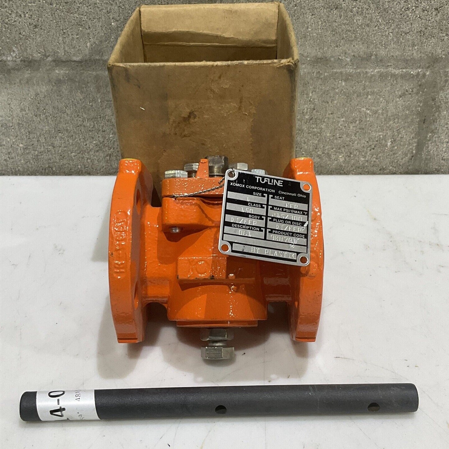 TUFLINE XOMOX 9RB701 PLUG VALVE 2-WAY SIZE 1" CLASS 150 SEAT FEP 215/300PSI 373