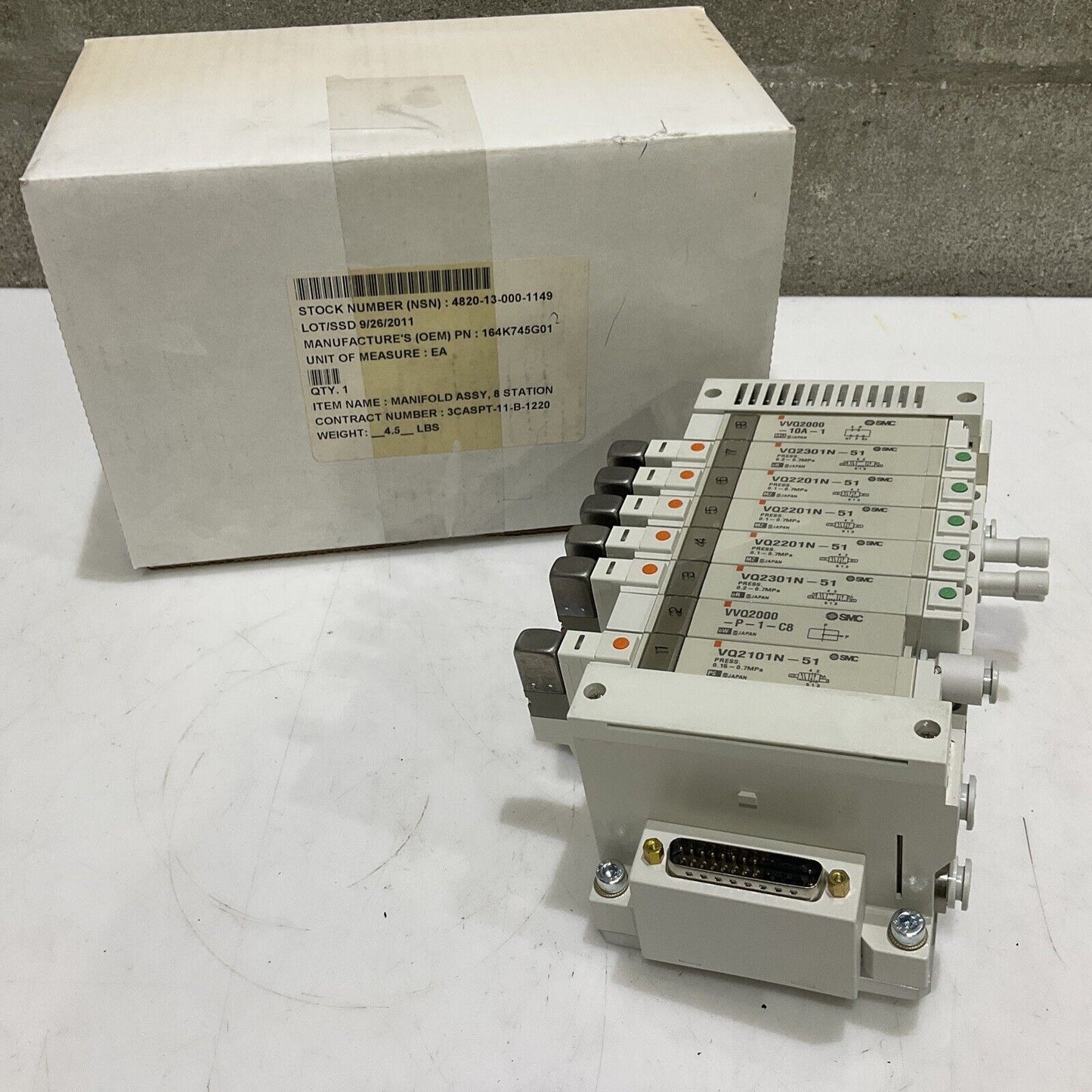 SMC VV5Q21-08-DAN00043 8 STATION MANIFOLD U3S