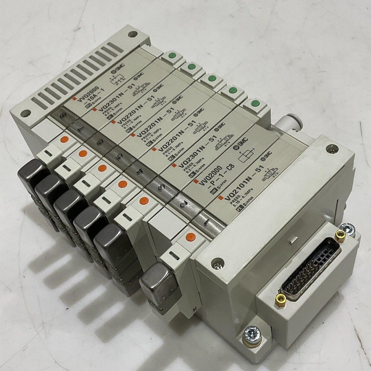 SMC VV5Q21-08-DAN00043 8 STATION MANIFOLD U3S