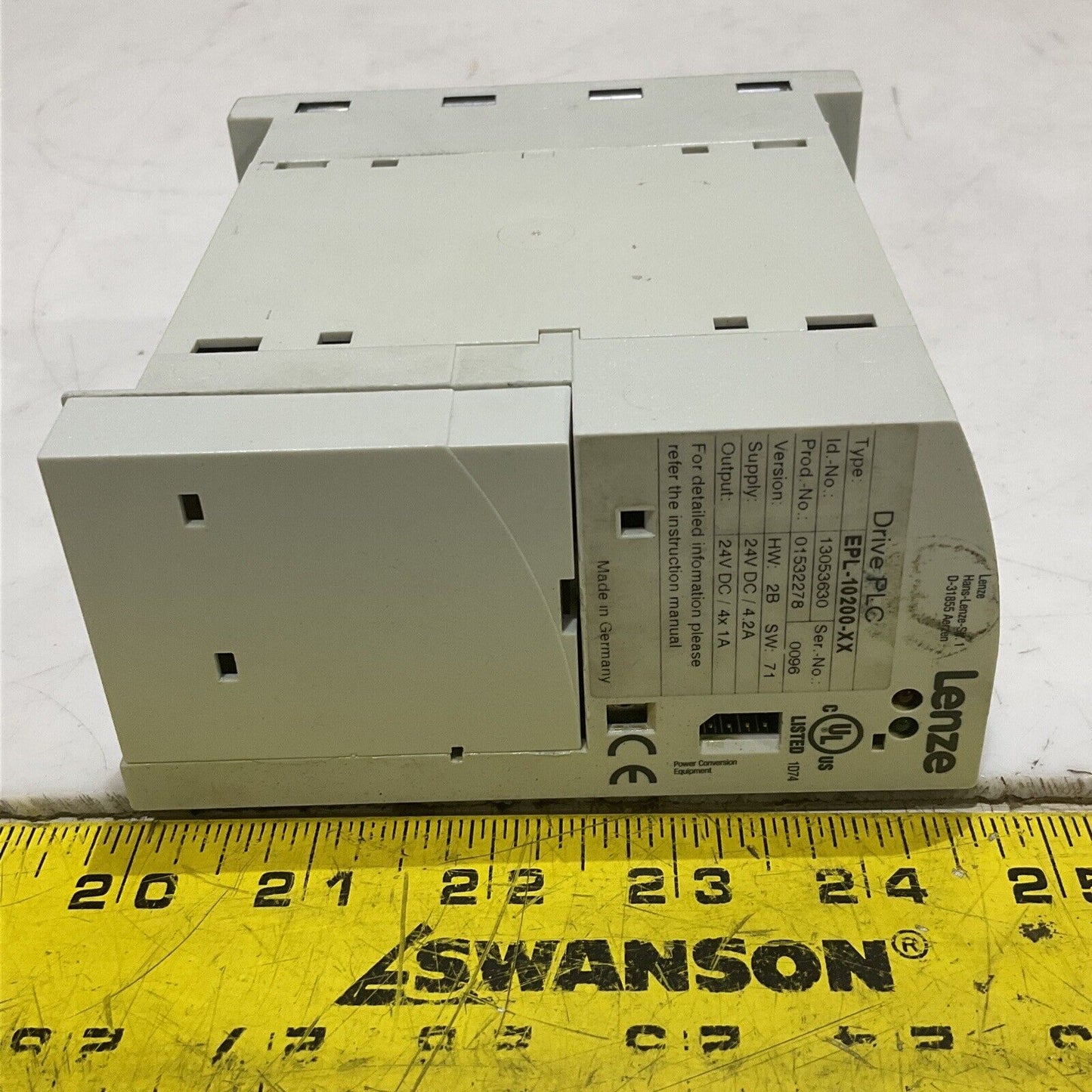 LENZE EPL 10200 XX DRIVE PLC CONTROLLER 24V 4.2A 3A D-31855 U3S