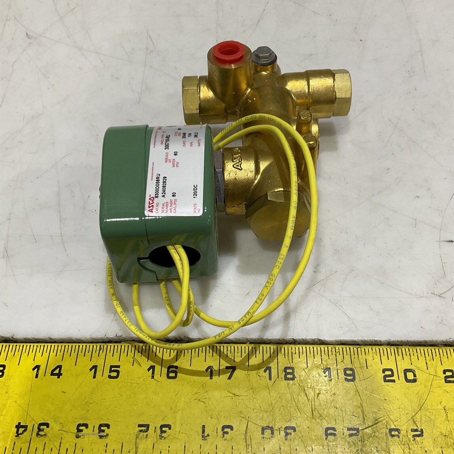 ASCO 8300D058RU SOLENOID VALVE 3-WAY 1/4 120V 36.2 W 373