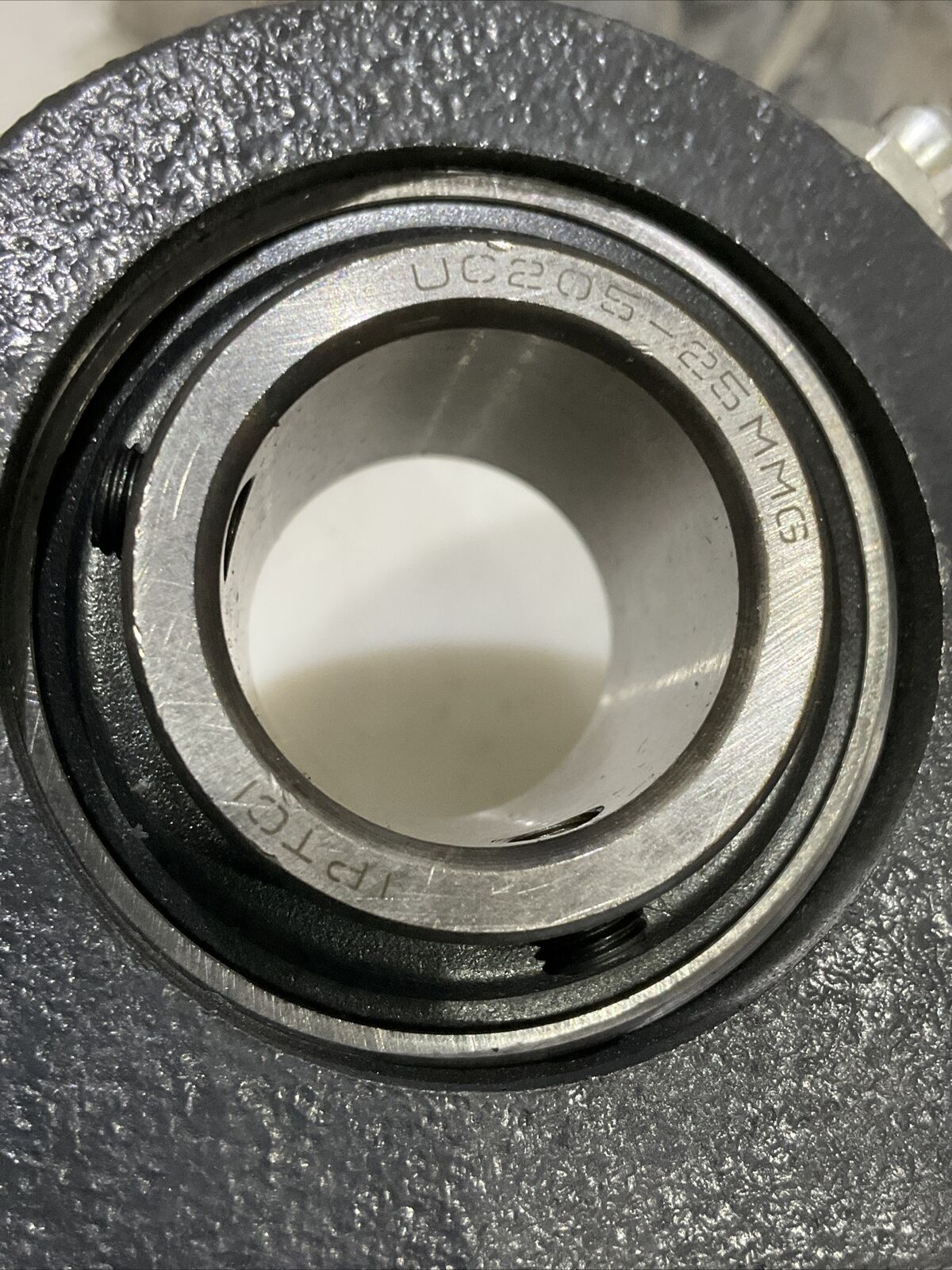 PEER IPTCI UCP205-25MMG PILLOW BLOCK BEARING P205  LOT OF 6 U3S