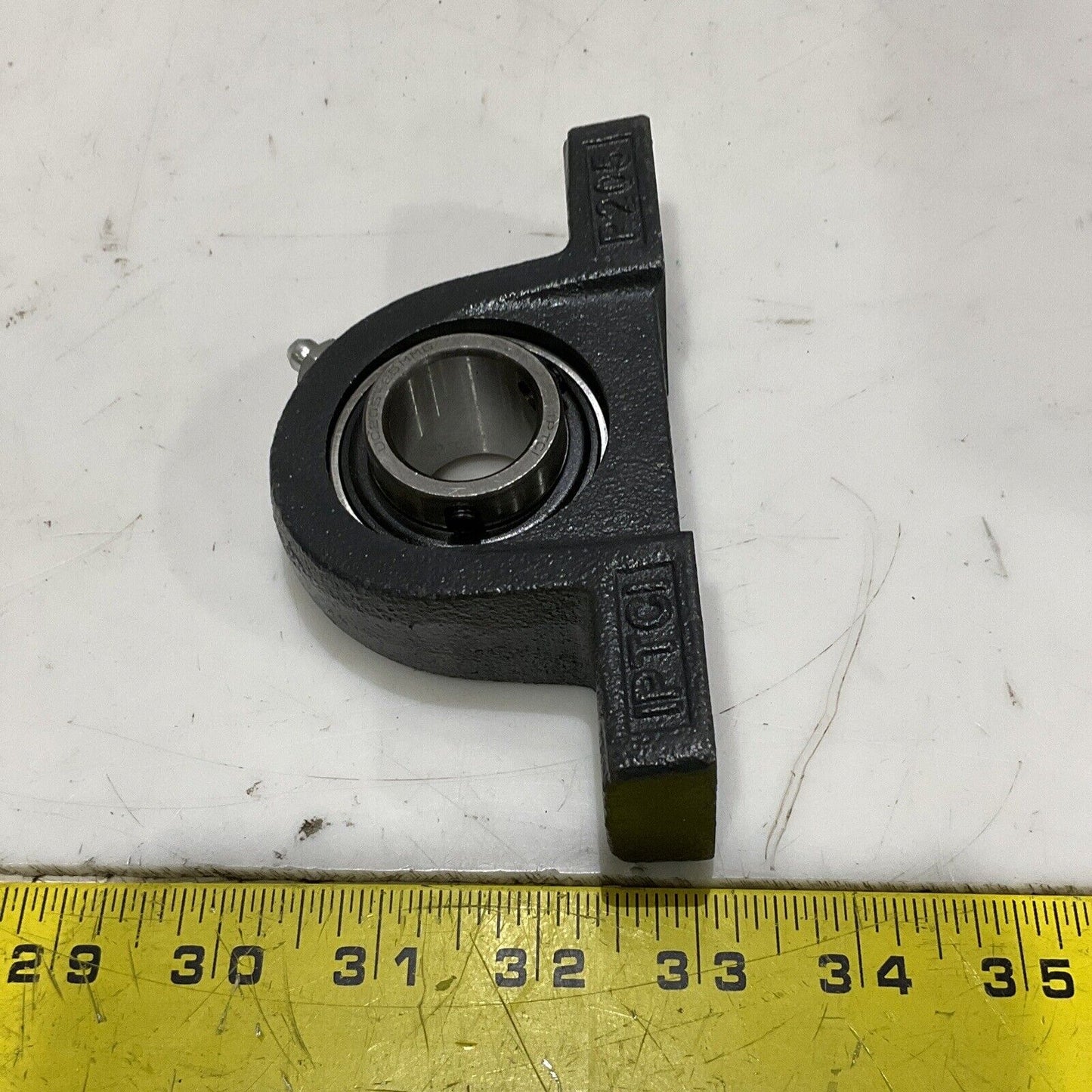 PEER IPTCI UCP205-25MMG PILLOW BLOCK BEARING P205  LOT OF 6 U3S