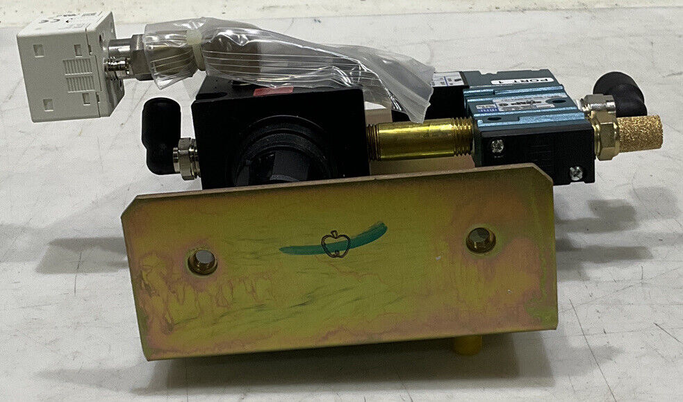 GENERAL SUNX DP-100 174K019G01 INJECTOR NOZZLE PNEUMATIC ASSEMBLY U3S