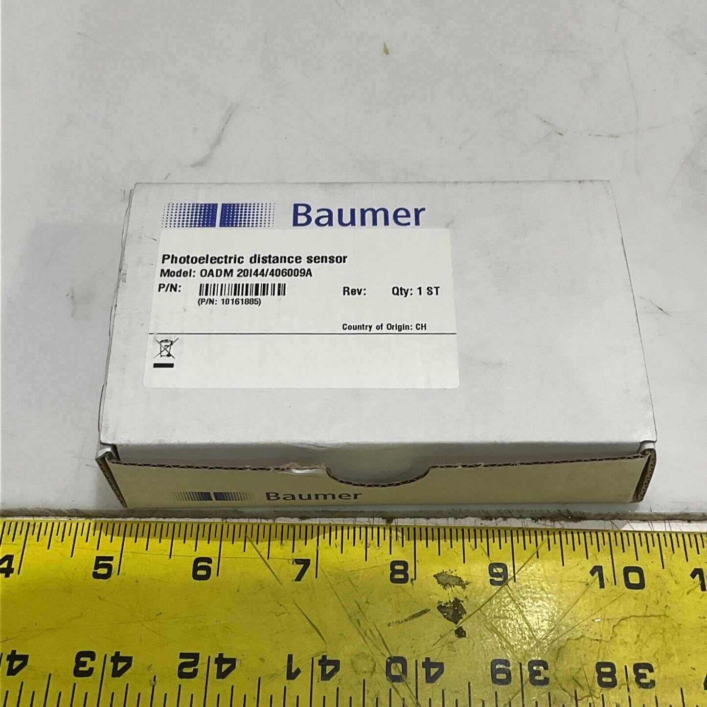 BAUMER OADM 20I44/406009A PHOTOELECTRIC DISTANCE SENSOR U3S