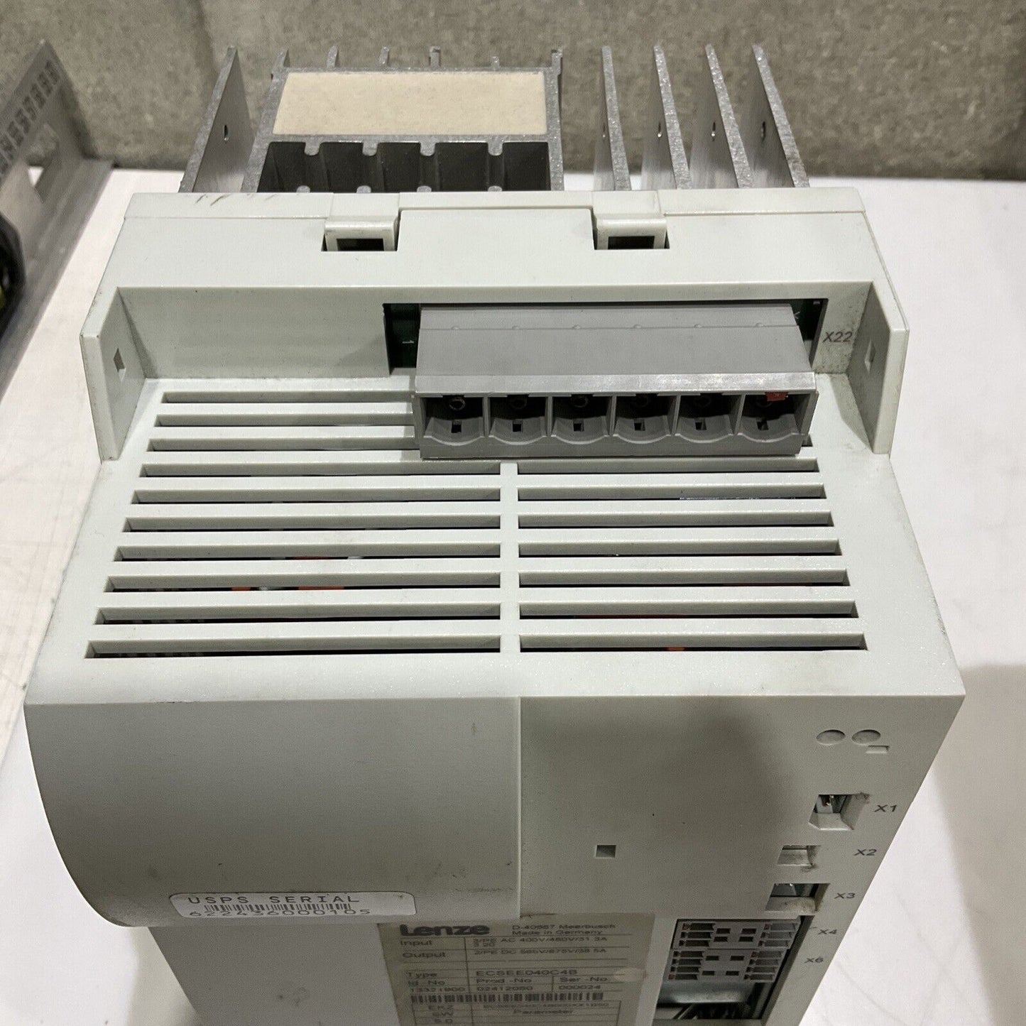 LENZE ECSEE040C48 POWER SUPPLY MODULE U3S