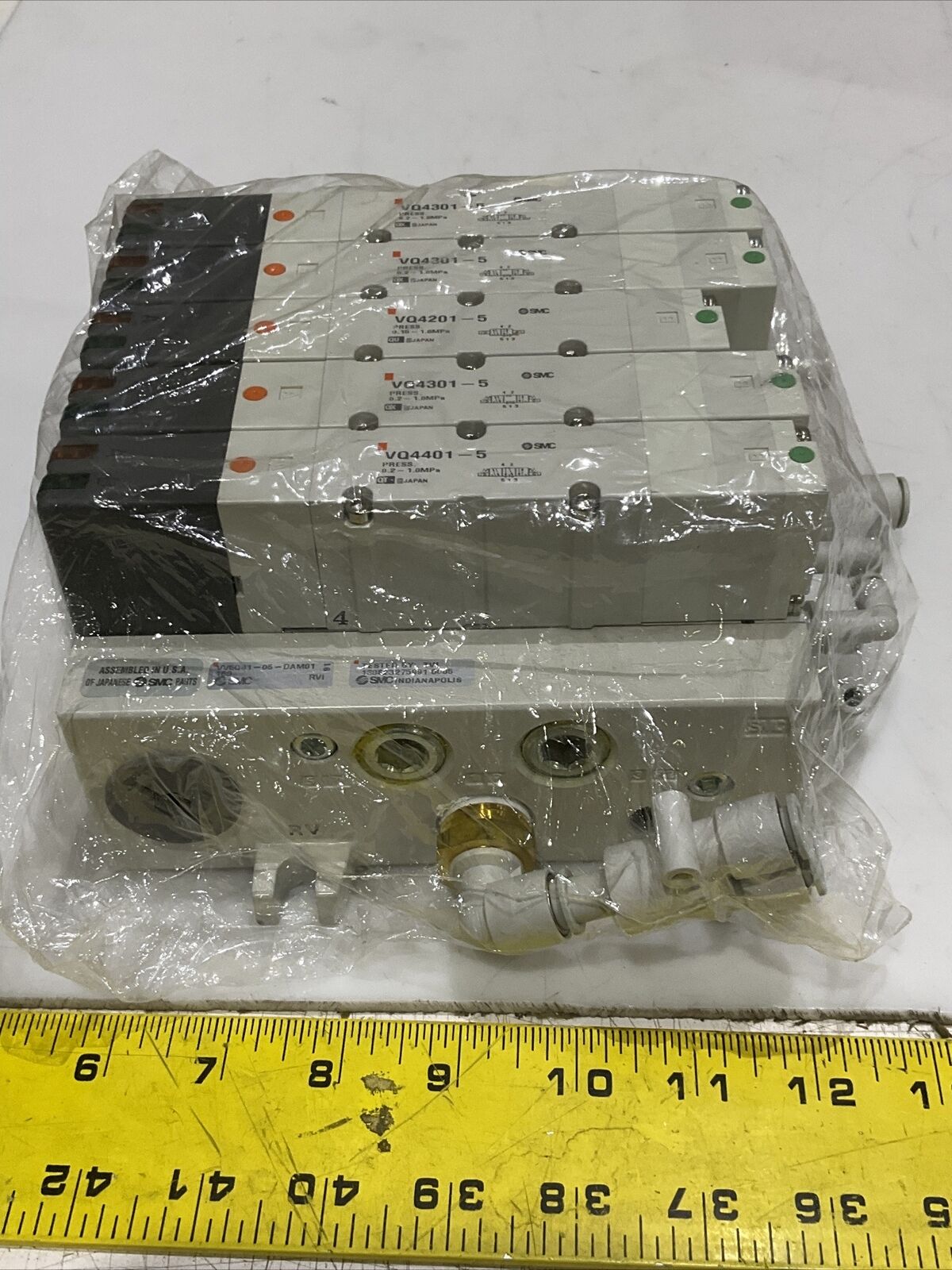SMC VV5Q41-05-DAM01 MOUNTED MANIFOLD VQ4401-5 VQ4301-51 VQ4201-51 U3S